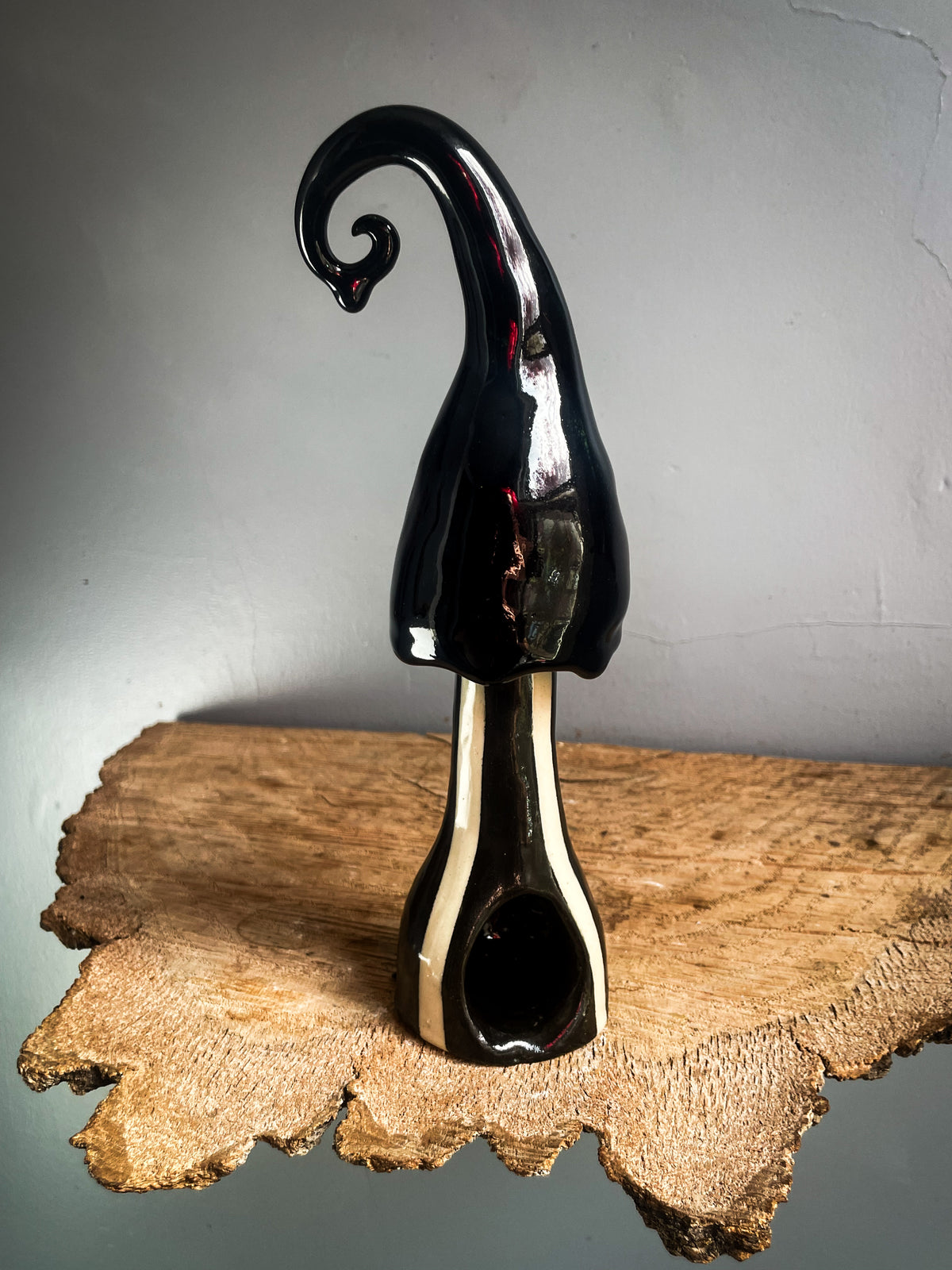 ✨ imperfect ✨ Swirly topped mushroom Spore Dispersal Incense Burner